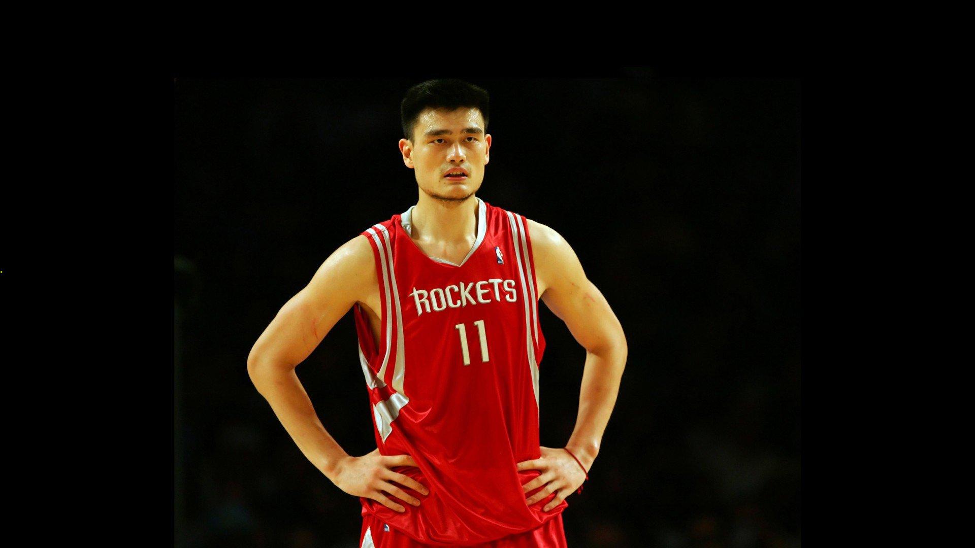 潘展乐再创佳绩 中国泳坛新星闪耀国际赛场
